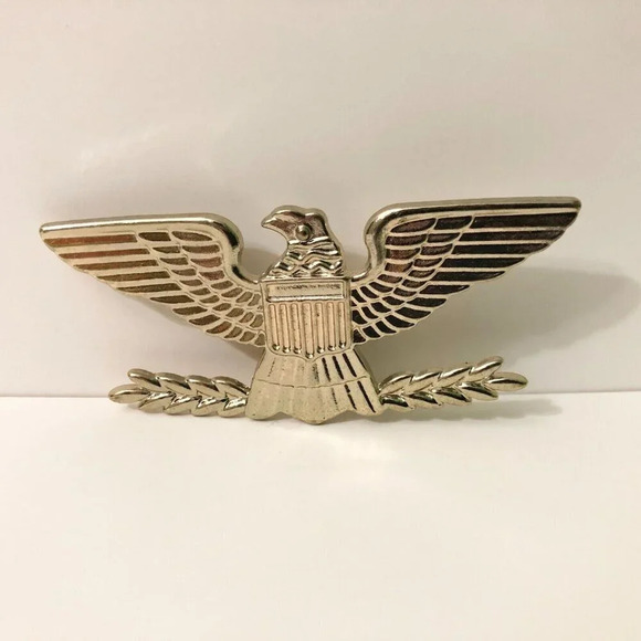 Eagle Bird 2.75 Inch Long Colonel Rank Insignia Pin Back Unmarked - Picture 2 of 9